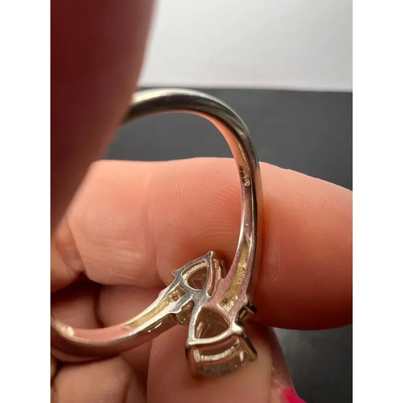 Trillium cut blue topaz bypass ring in rhodium over sterling silver size 9 - Picture 5 of 10